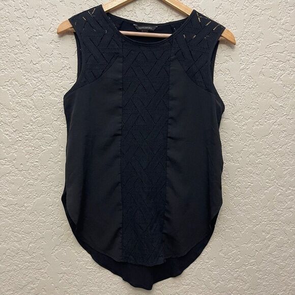 Banana Republic Sleeveless Blouse - Picture 2 of 7